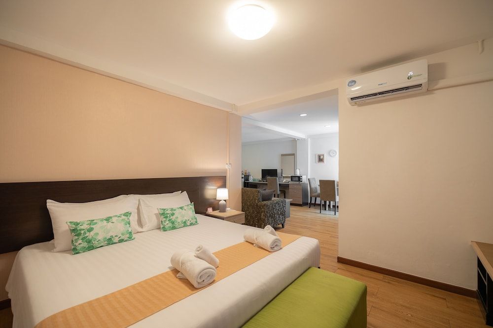 undefined Golden Jade Suvarnabhumi 4