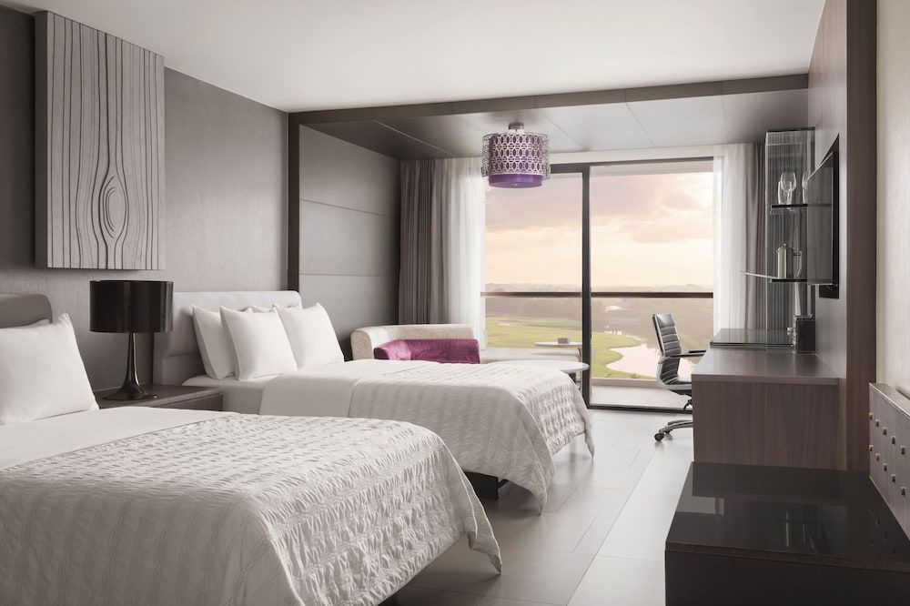 Grand Room, 2 Double Beds, Non Smoking, Golf View (Balcony)