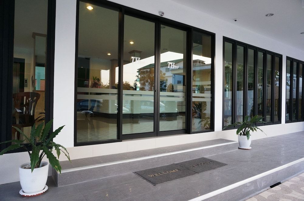 TH Beach Hotel