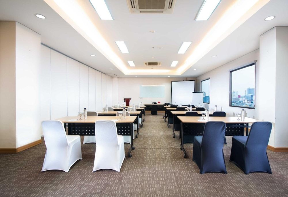 undefined Hotel 88 Mangga Besar VIII by WH 2