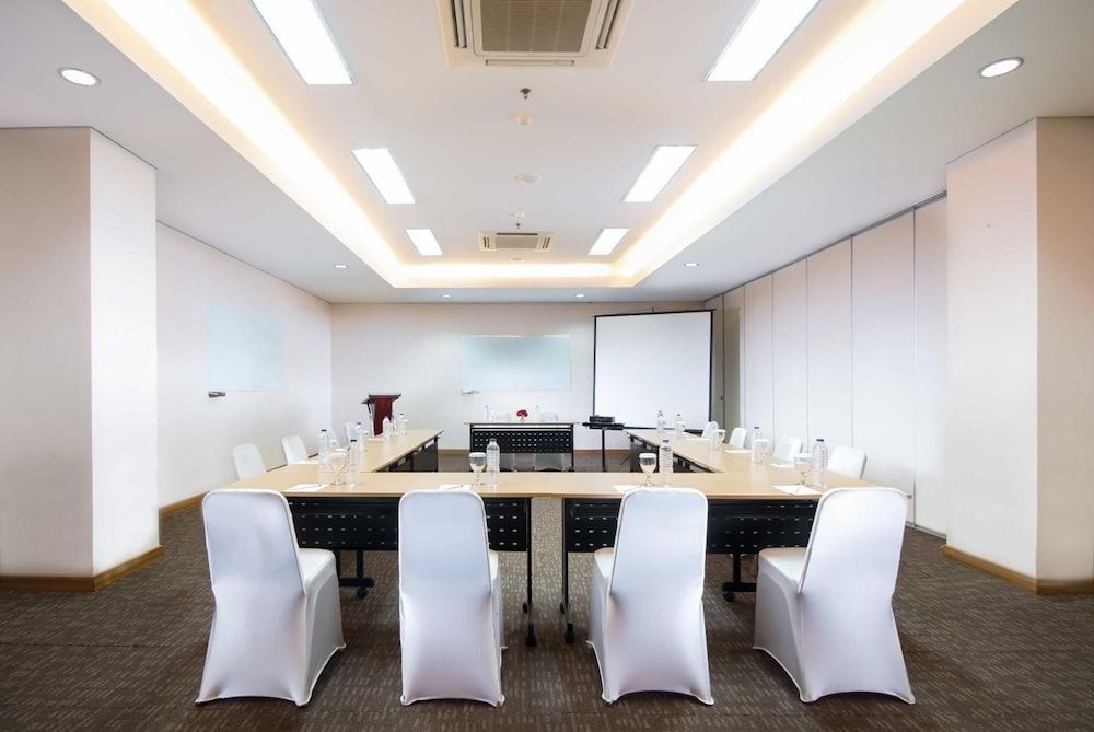 undefined Hotel 88 Mangga Besar VIII by WH