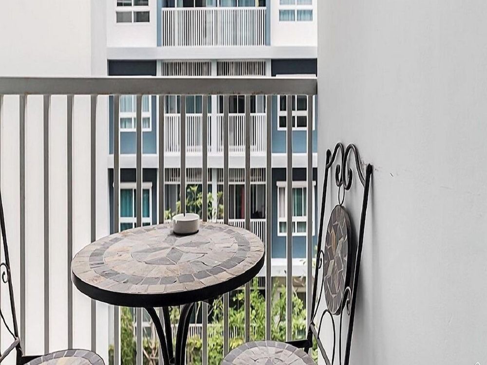 The Trust Huahin Condo Garden View by Dome Deluxe Room 16