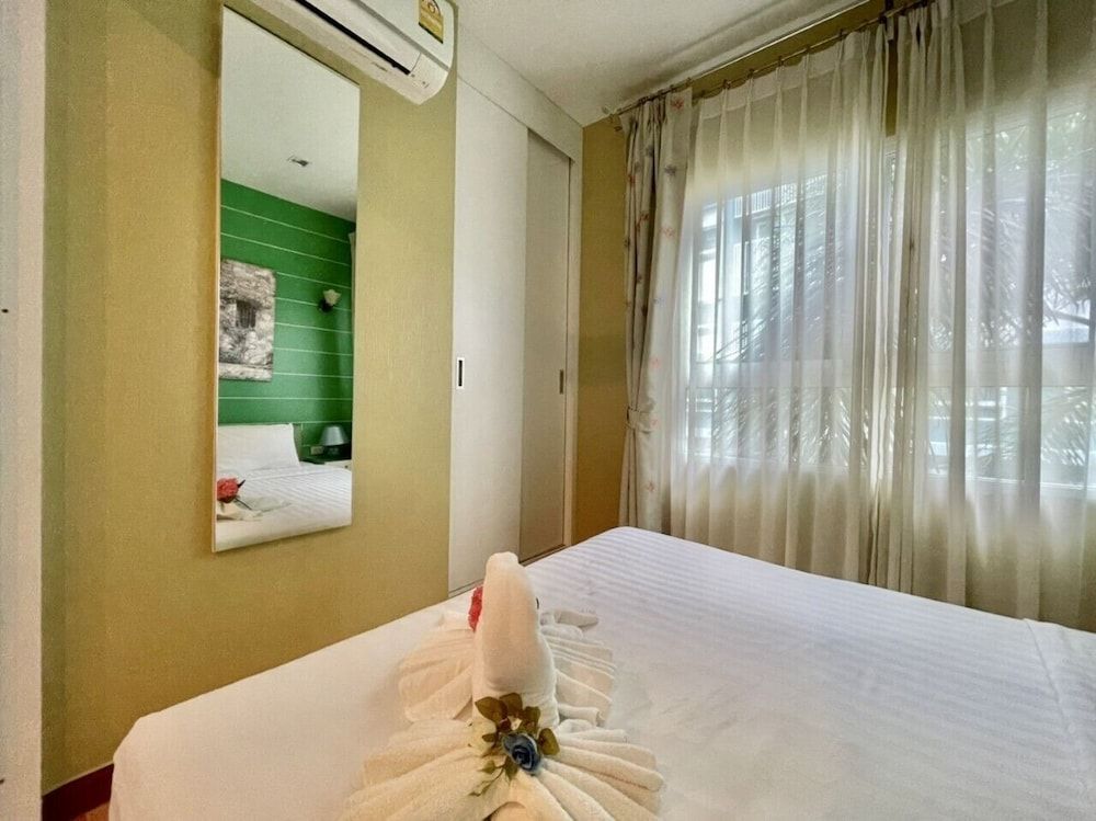 The Trust Huahin Condo Garden View by Dome Deluxe Room 3