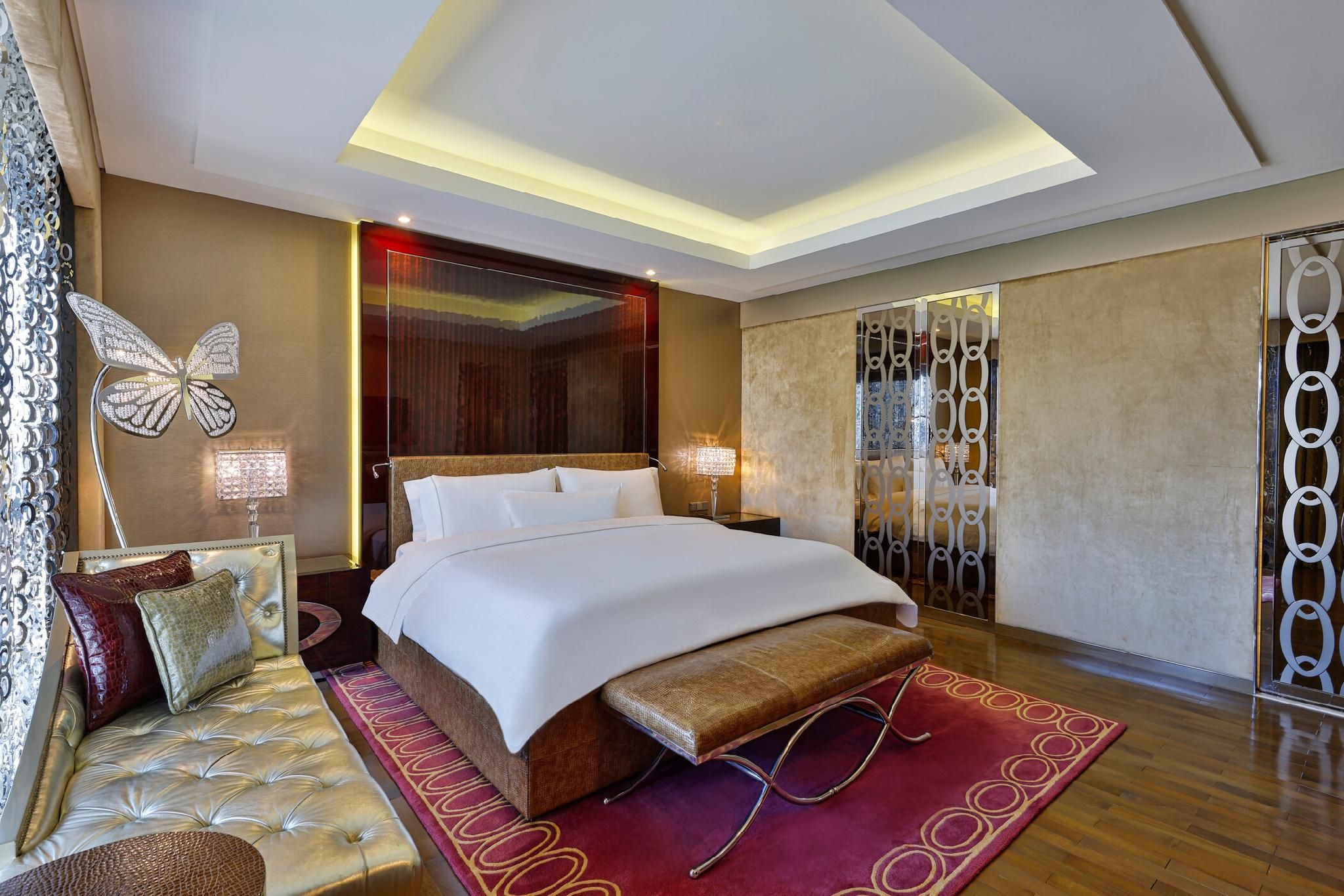 Royal Suite, Club lounge access, 1 Bedroom Suite, 1 King