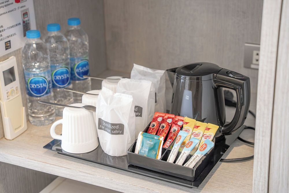 Ratchadamnoen Residence Deluxe Triple Room 17