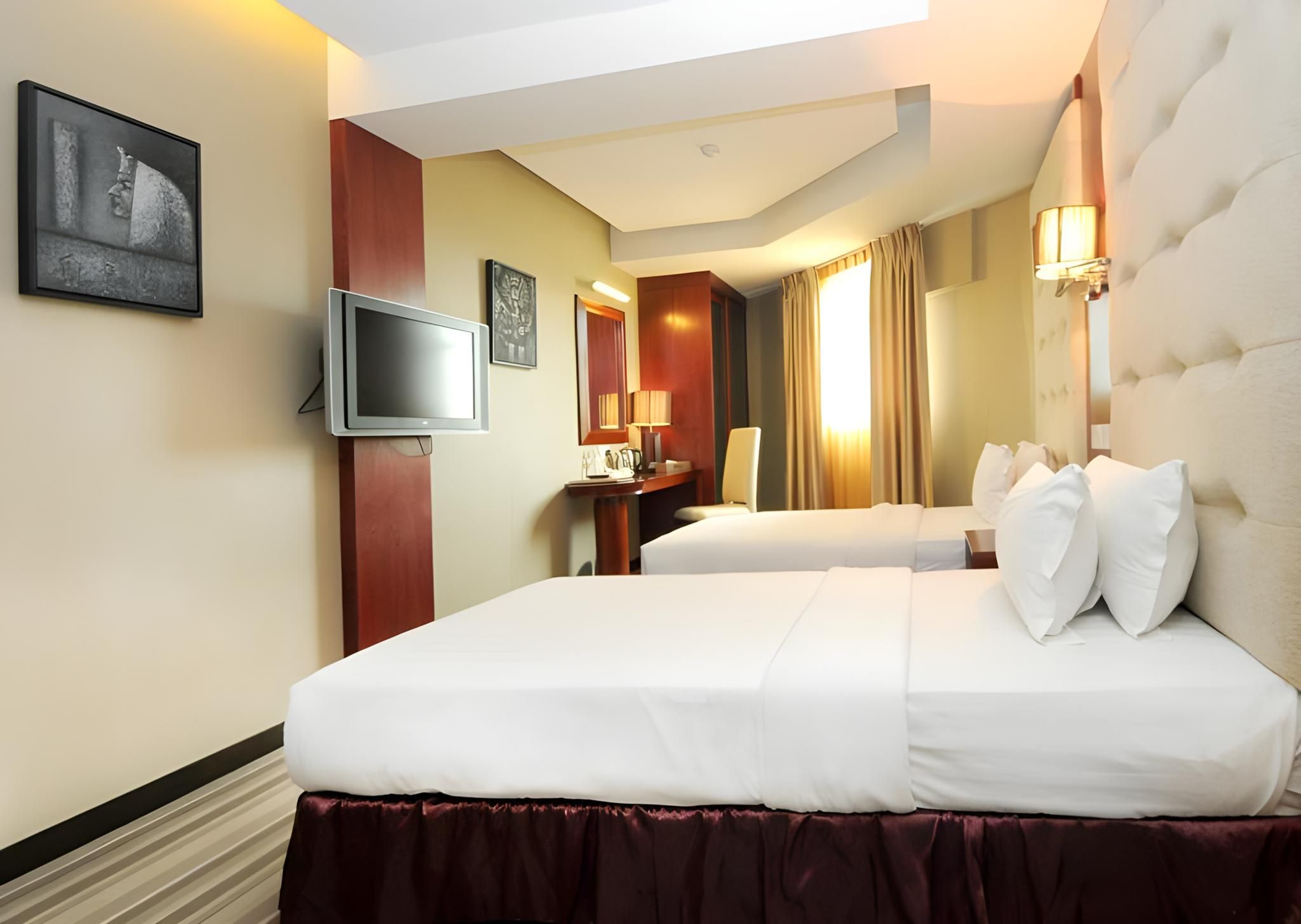 Celyn City Hotel Deluxe