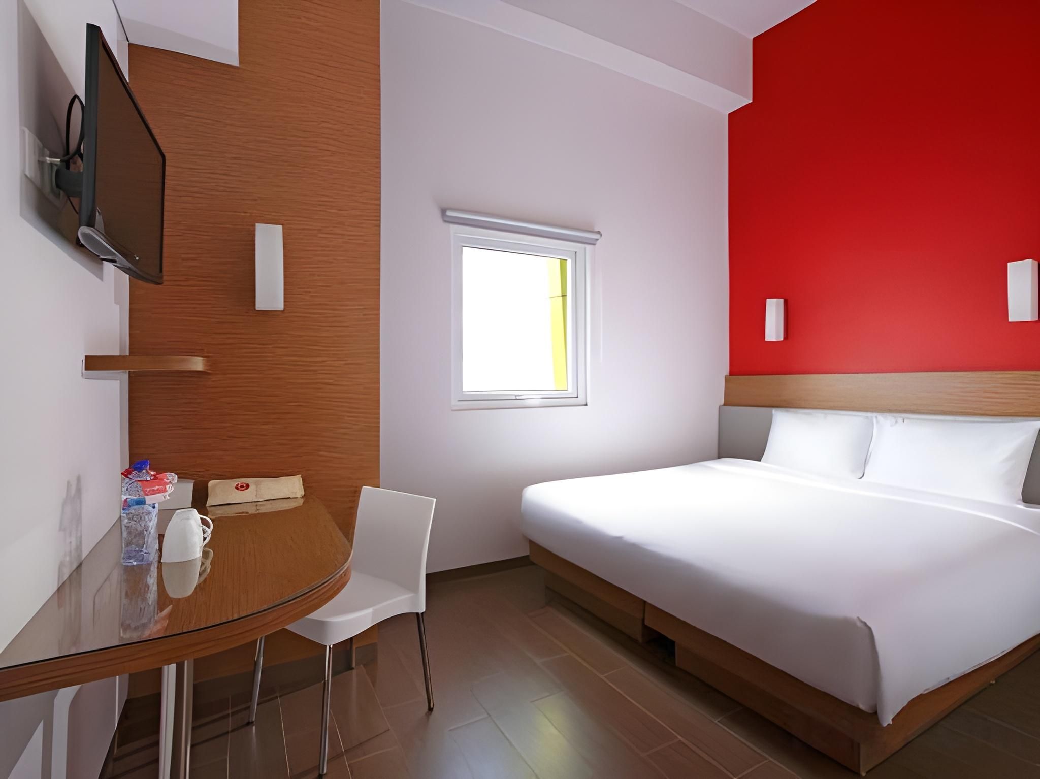 Amaris Hotel Pasar Baru Smart Queen Room