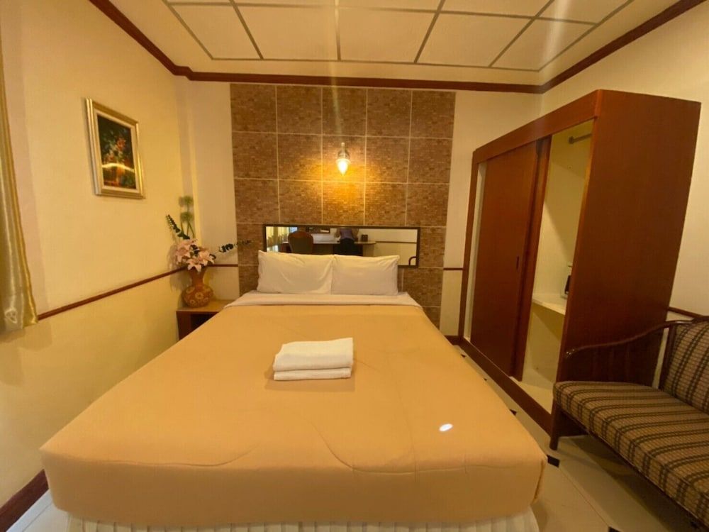 Honey House 2 Superior Double Room 4