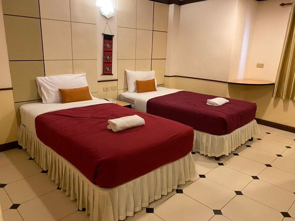 undefined Honey House 2 6