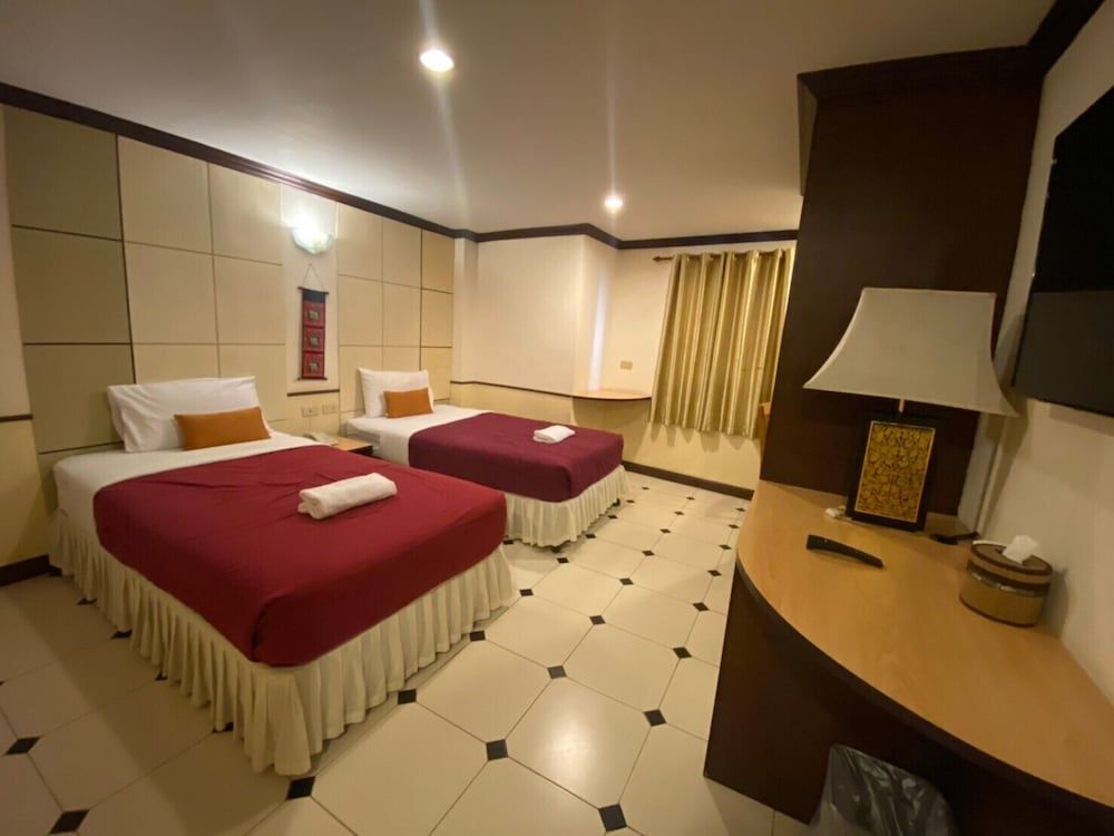 undefined Honey House 2 9