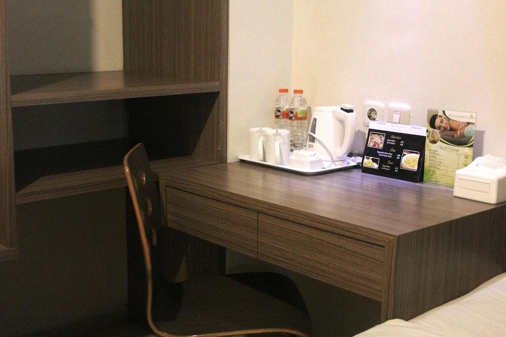 Top Malioboro Hotel Superior Room, 2 Twin Beds 4