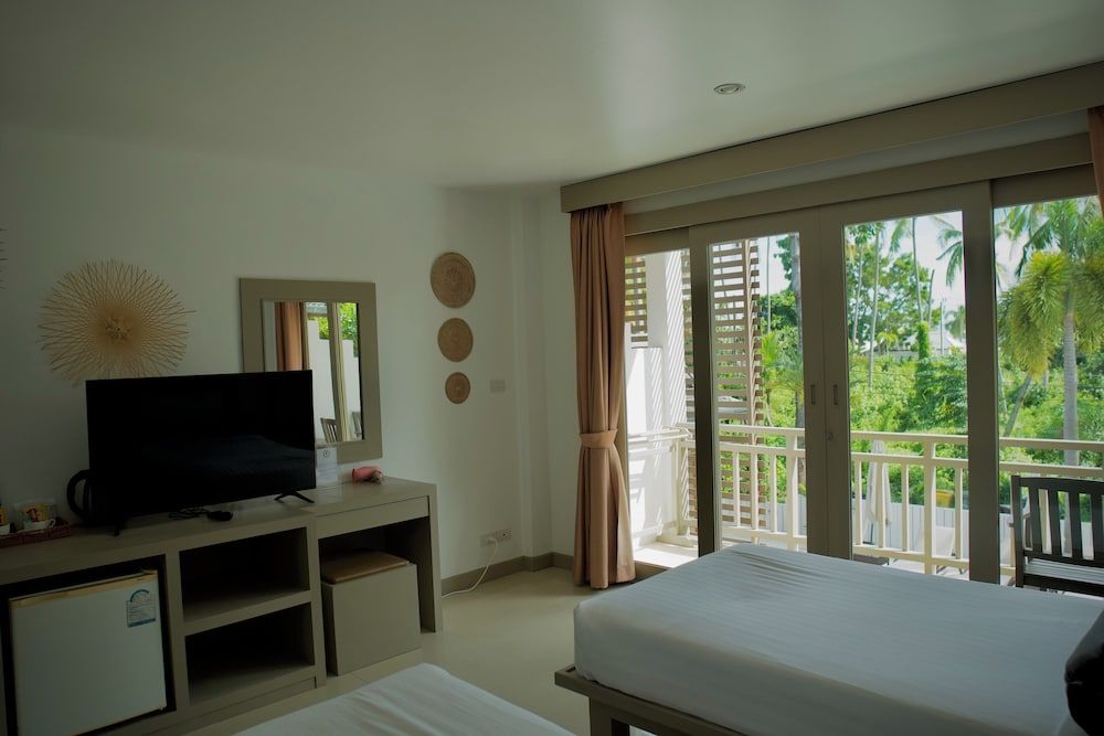 Ampha Place Hotel Standard Twin Room 6