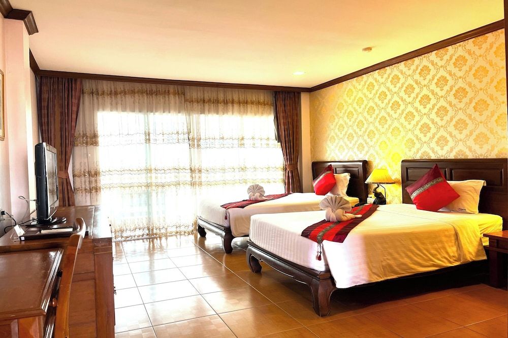 Deluxe Twin Room