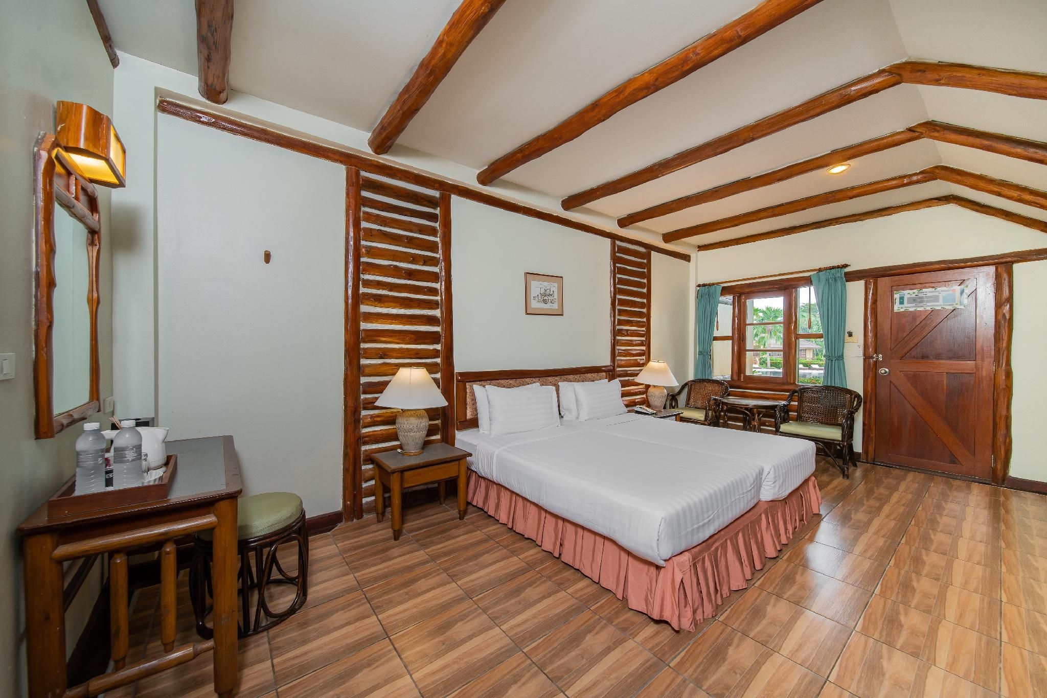 Bungalow Twin Room