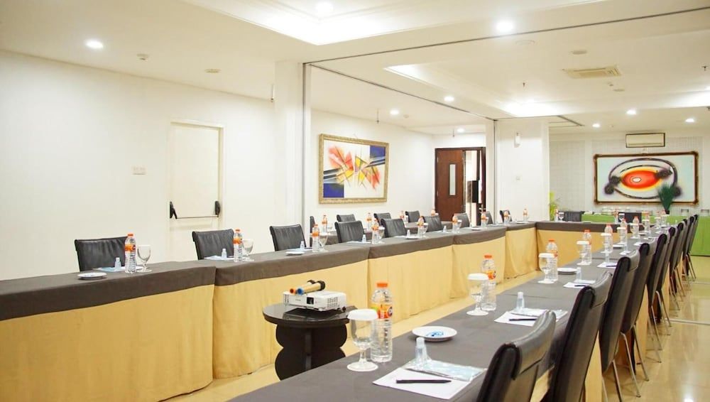 undefined d'primahotel Mega Kuningan 6