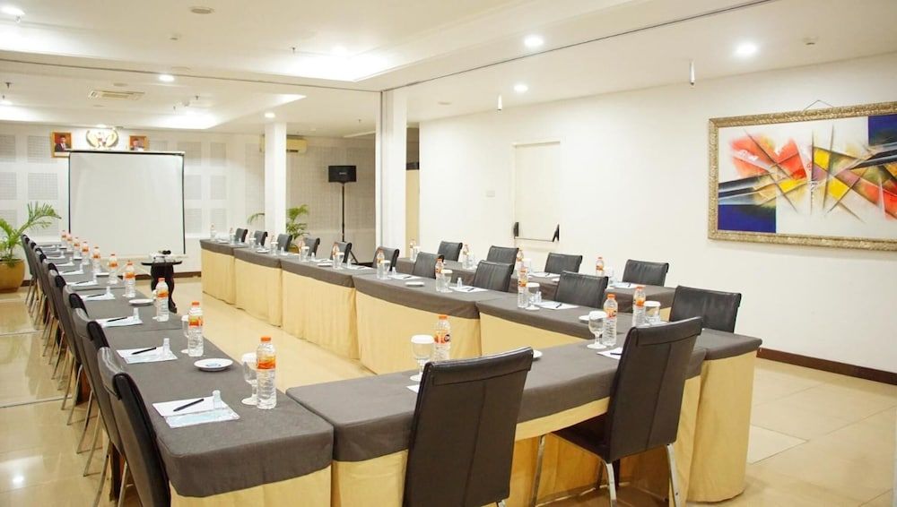 undefined d'primahotel Mega Kuningan 4