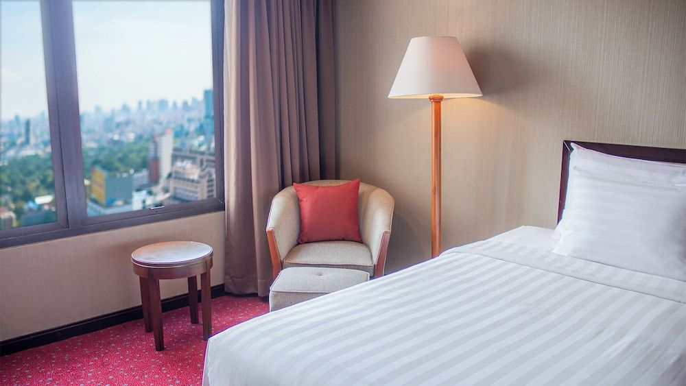 undefined REDTOP Hotel & Convention Center 9