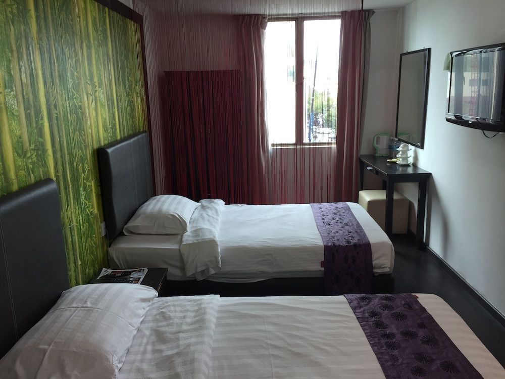 Basic Triple Room