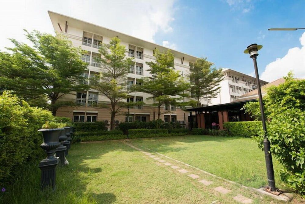 undefined Synsiri Resort 5