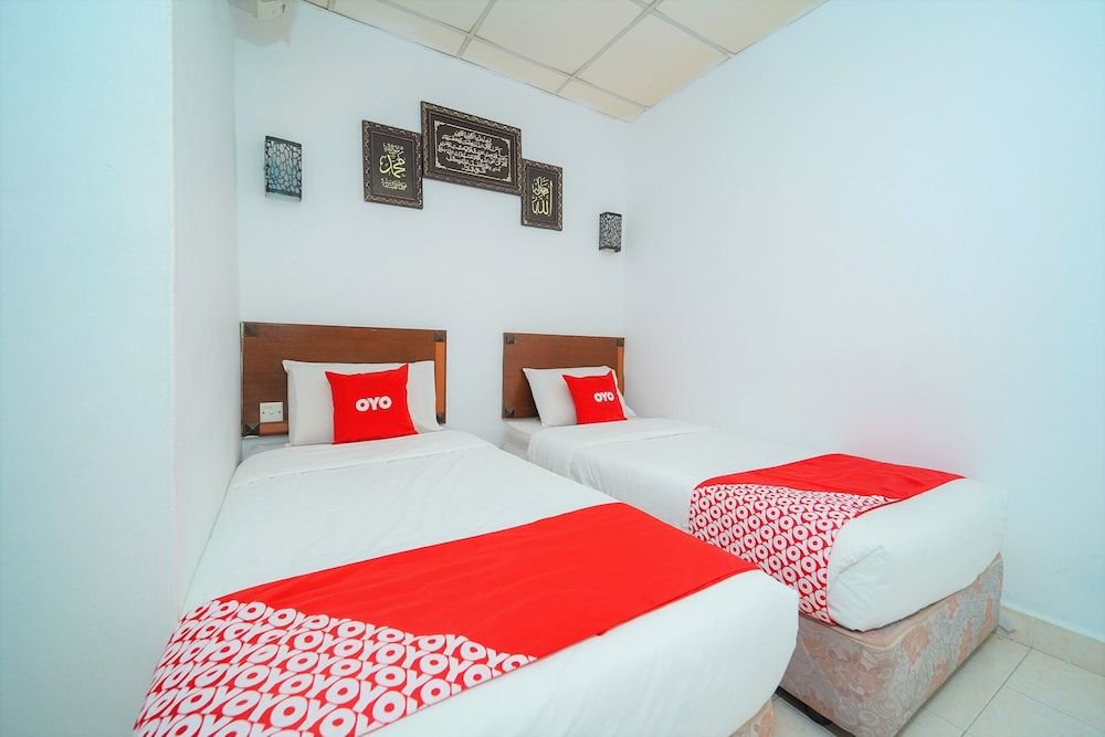 undefined OYO 89850 Mutiara Motel