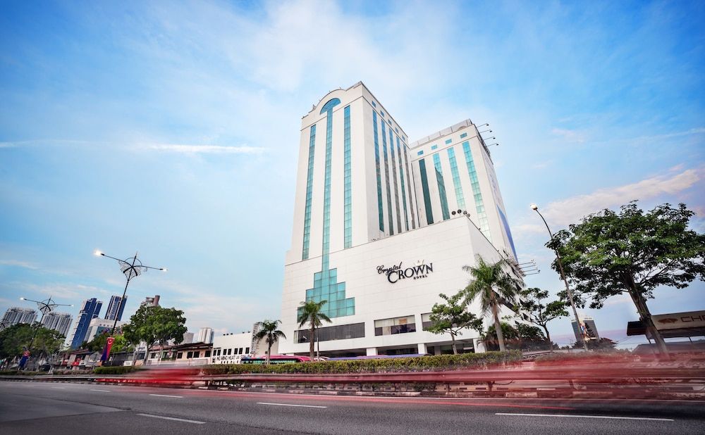 undefined Crystal Crown Hotel 2