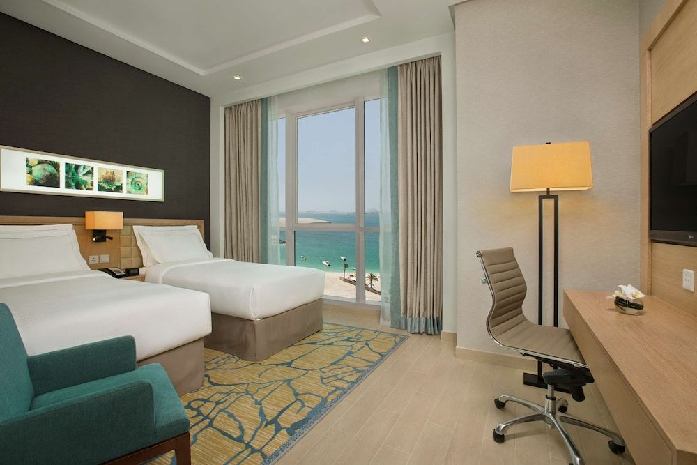 2 Bedroom Suite with Kitchen - City View