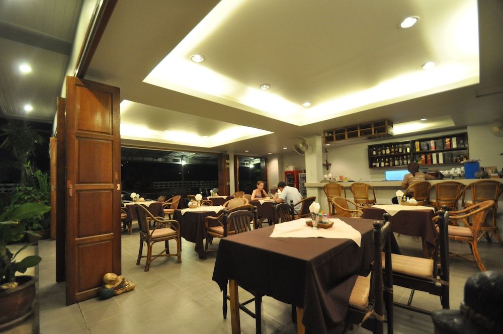 undefined Choophorn House 9