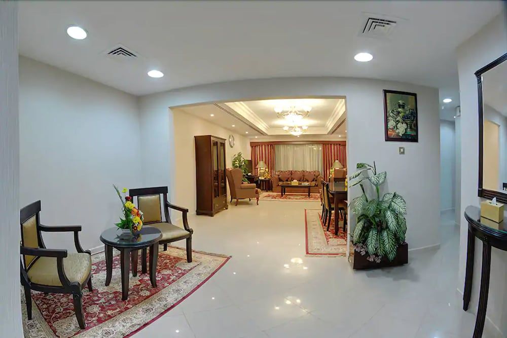 undefined Deira Suites Hotel Apartment 9