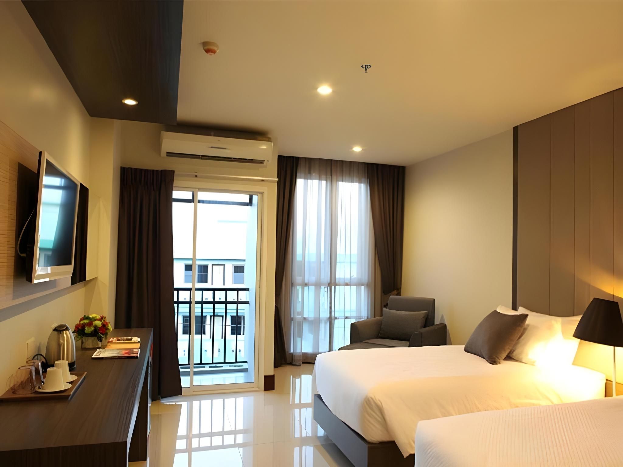 Premium Plus Twin Room