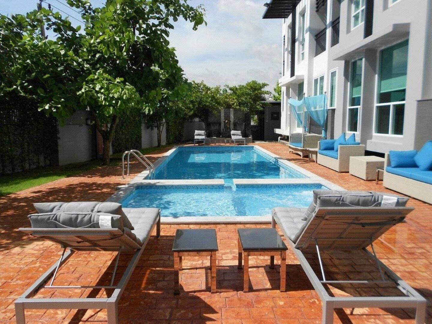 undefined Crystal Suites Suvarnabhumi Airport 7