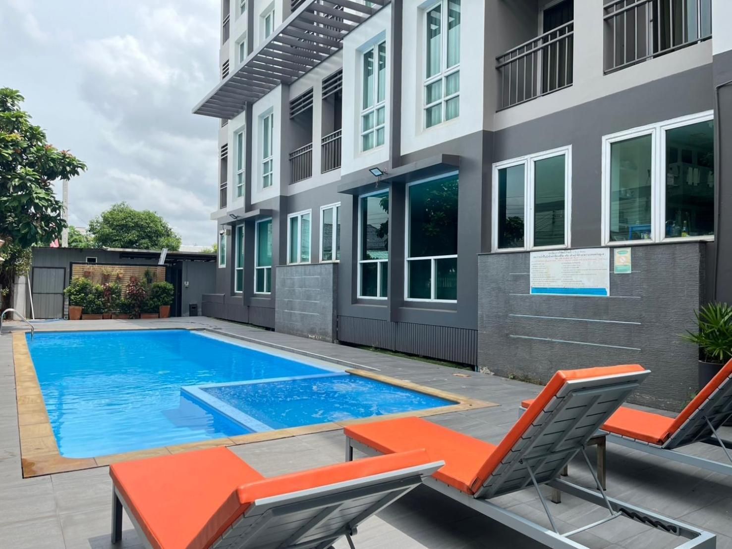 undefined Crystal Suites Suvarnabhumi Airport 9