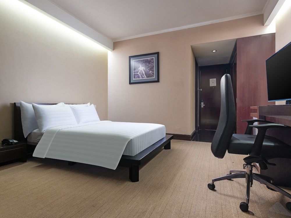 undefined Manhattan Hotel Jakarta 7