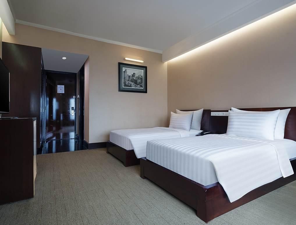 undefined Manhattan Hotel Jakarta 4