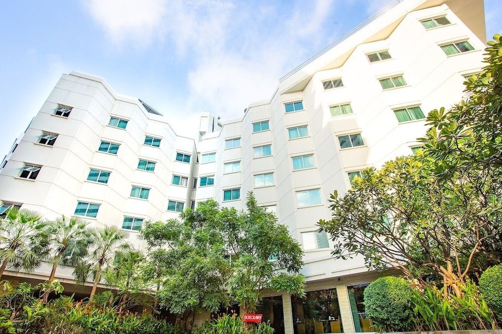 undefined Graceland Bangkok Hotel 2