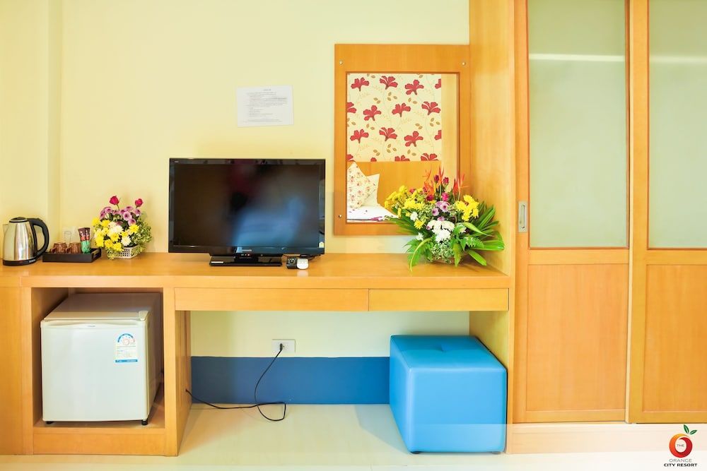 The Orange City Resort Superior Twin Room 6