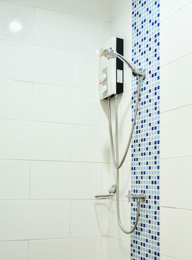 The Orange City Resort Superior Twin Room 9