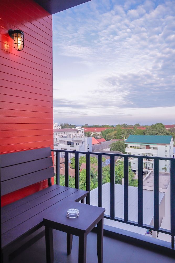 Baan Nilrath Hotel Superior Twin Room 8