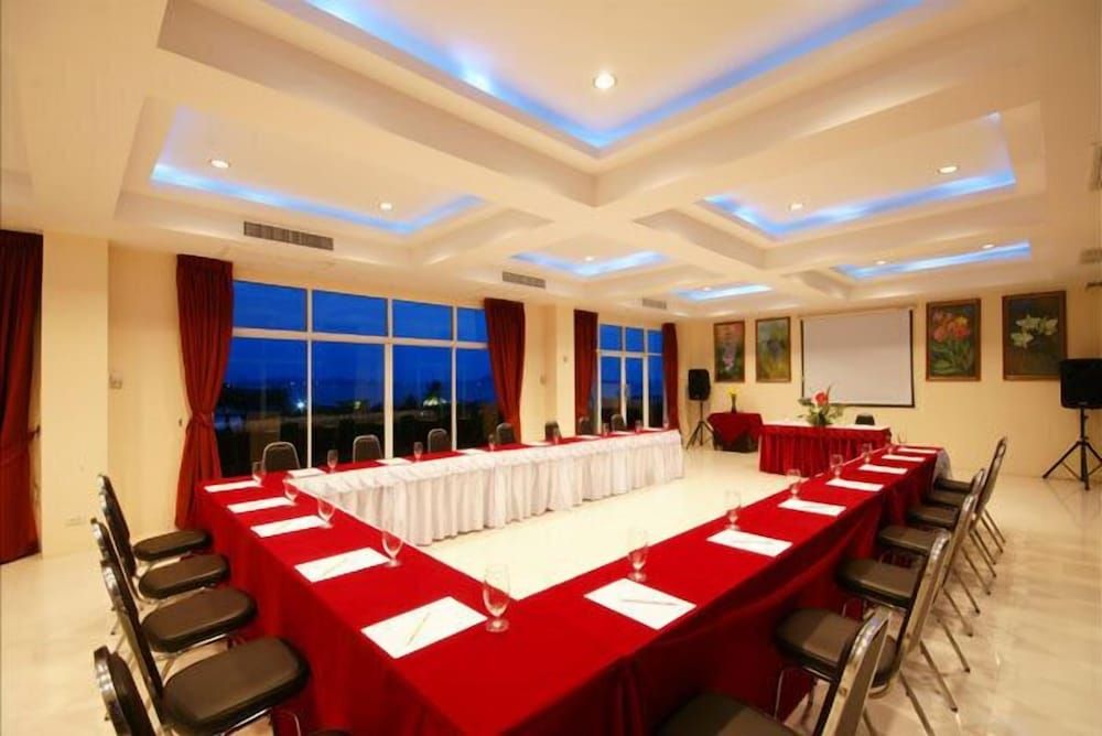 undefined Seaside Jomtien Beach 10