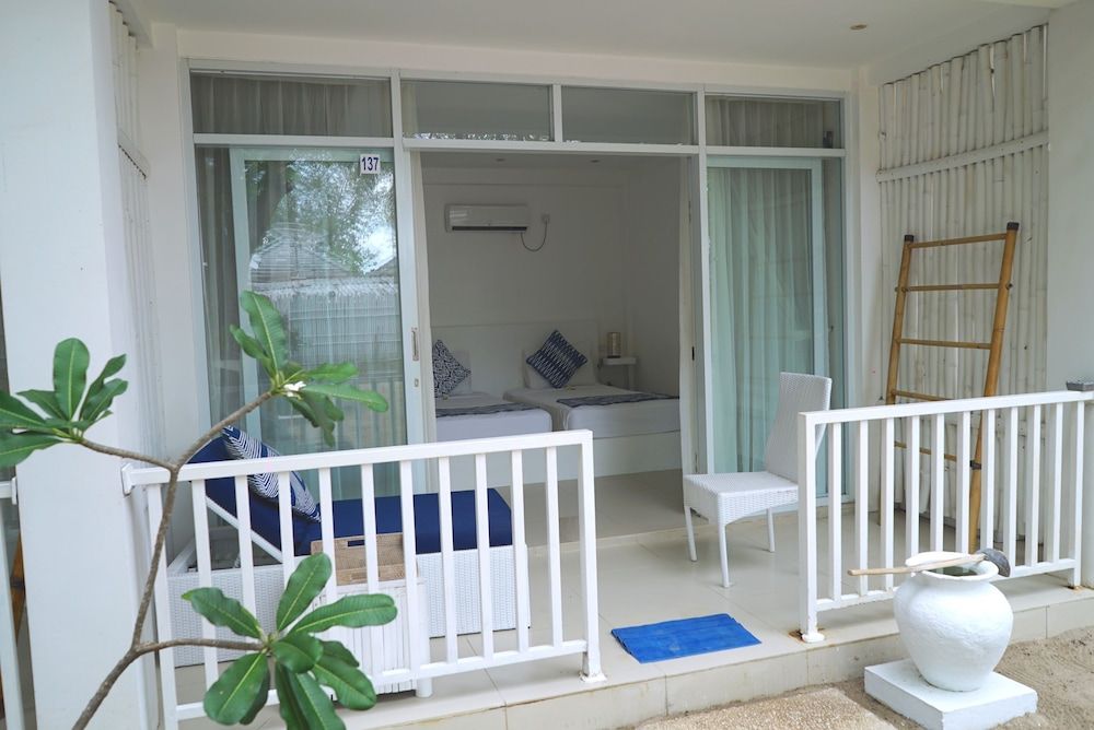 Seri Resort Gili Meno - Adults Only Standard Double Room with Balcony 8