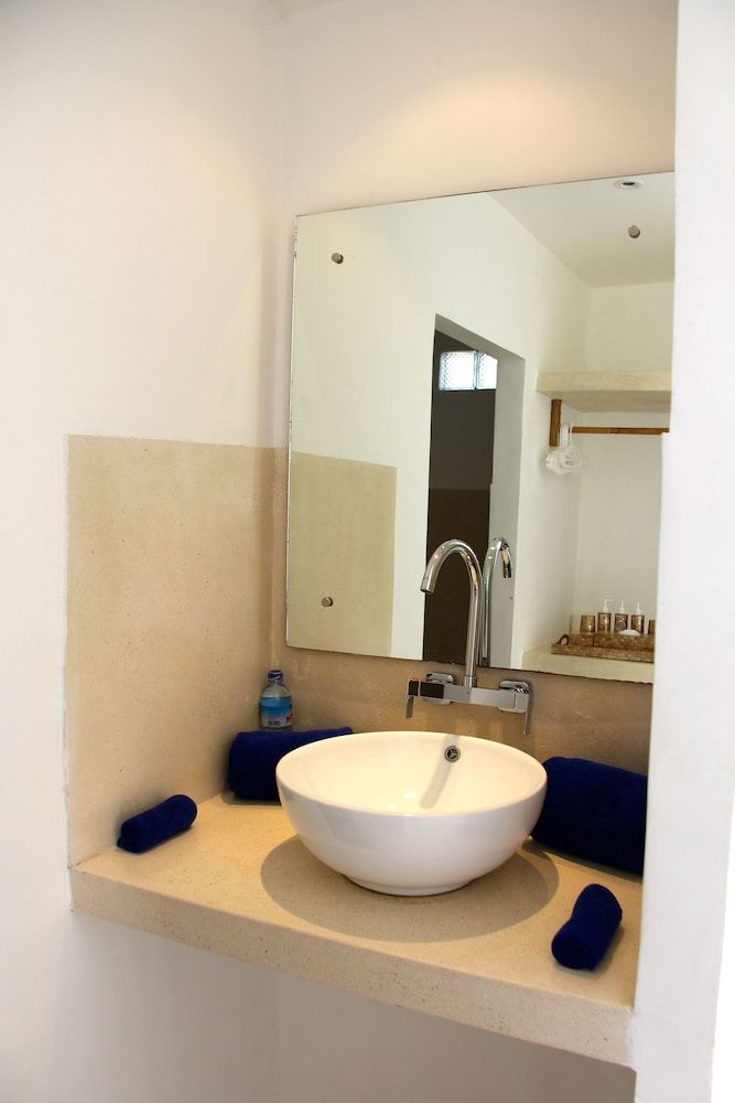 Seri Resort Gili Meno - Adults Only Standard Double Room with Balcony 11