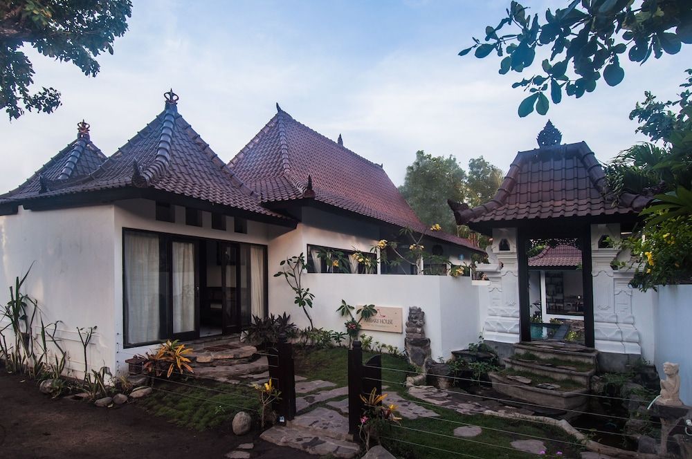 undefined Ambary House 2