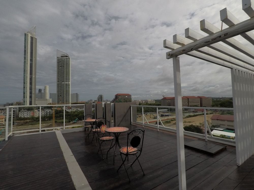 undefined D at Sea Hotel 9