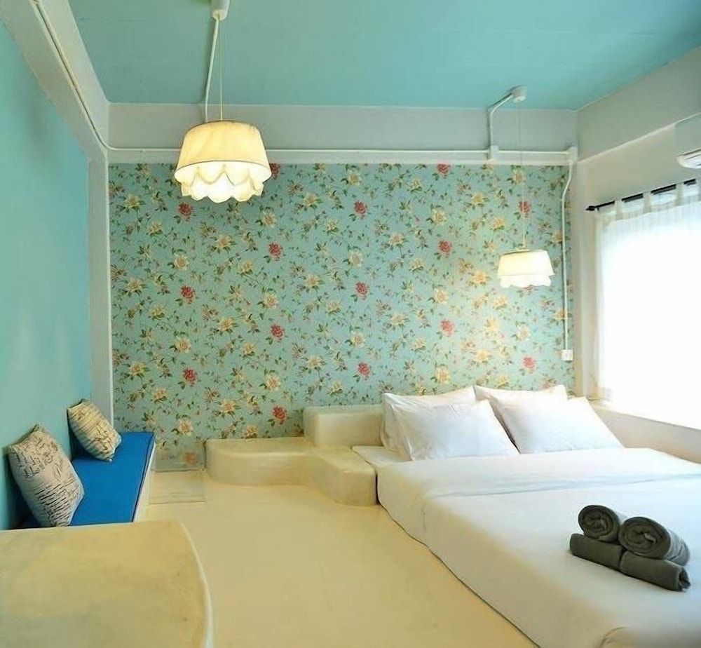 De Sea Almond Hotel Chumphon Superior Double Room, Sea View 4