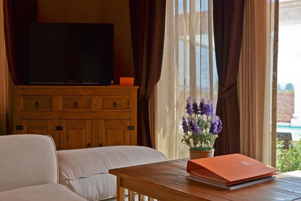 Hotel La Casetta by Toscana Valley Casetta garden 6