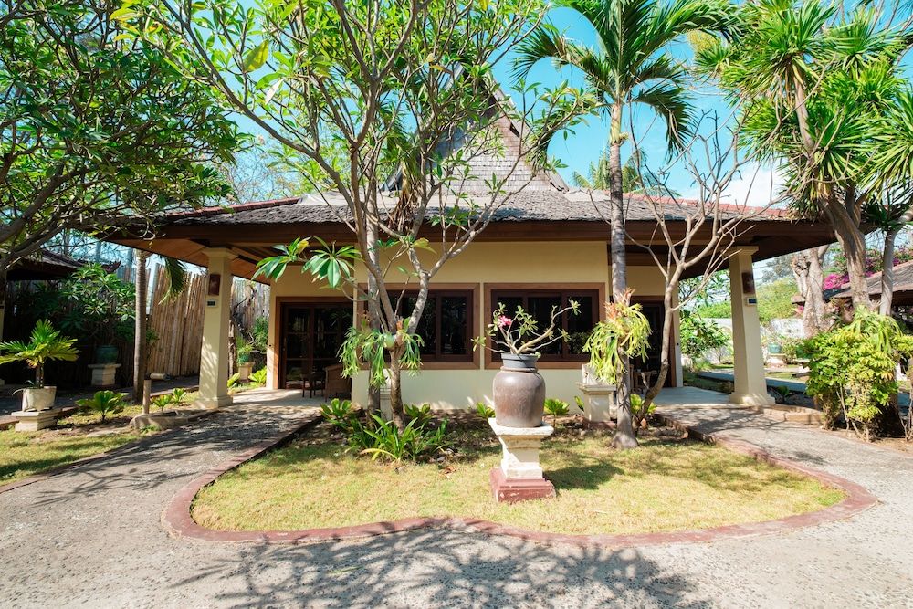 undefined Villa Almarik 5