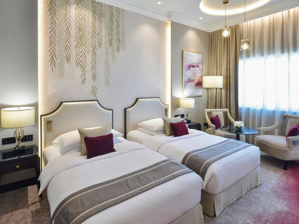 undefined Mövenpick Hotel Bahrain 9