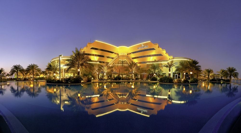 undefined Mövenpick Hotel Bahrain 6