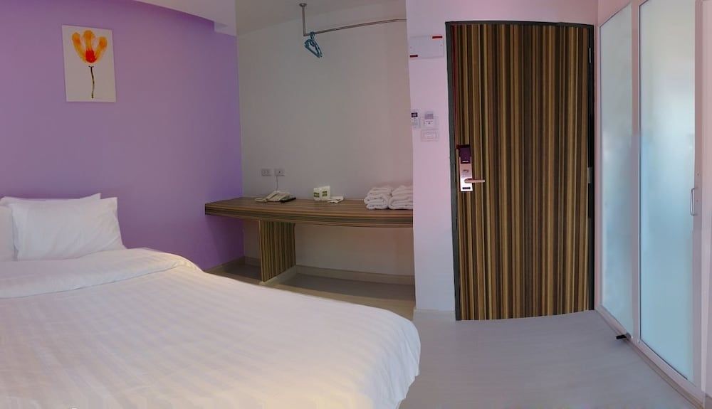 undefined Nantra Ekkamai 5