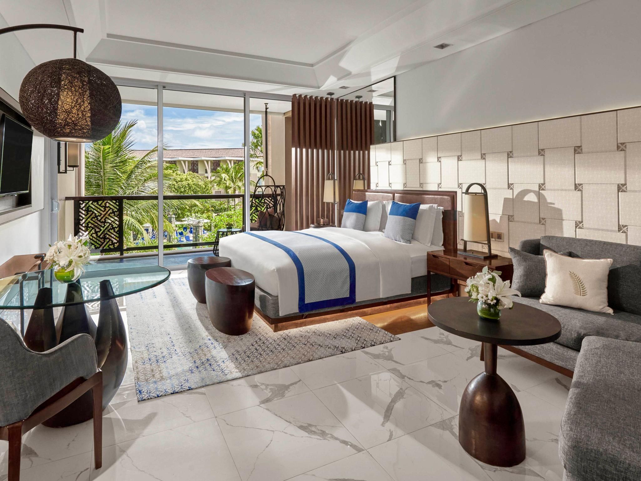 Luxury King Room