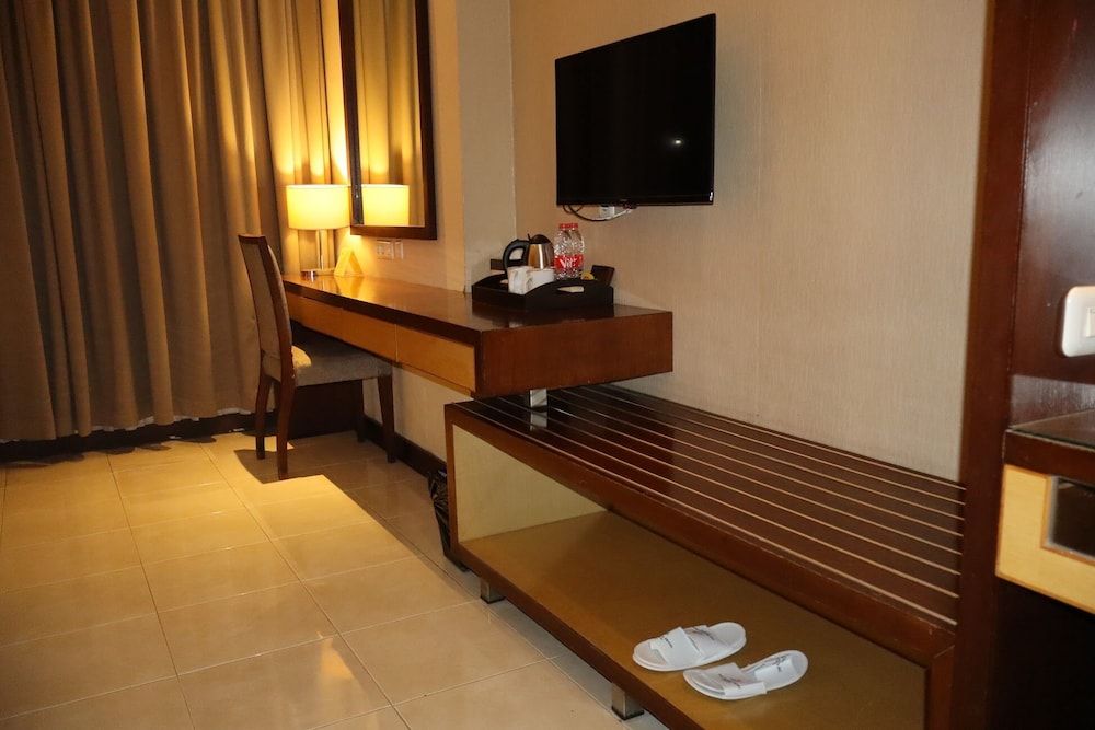 The Victoria Hotel Yogyakarta Superior Room 9